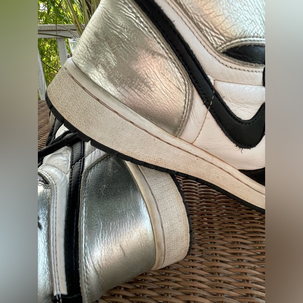 Nike Air Jordan Silver Toe high tops - Picture 8 of 12